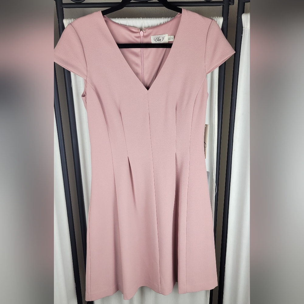 Eliza J V-Neck Blush Pink Cap Sleeves Fit and Flare, Style#EJ8M2804, Size 6 NWT